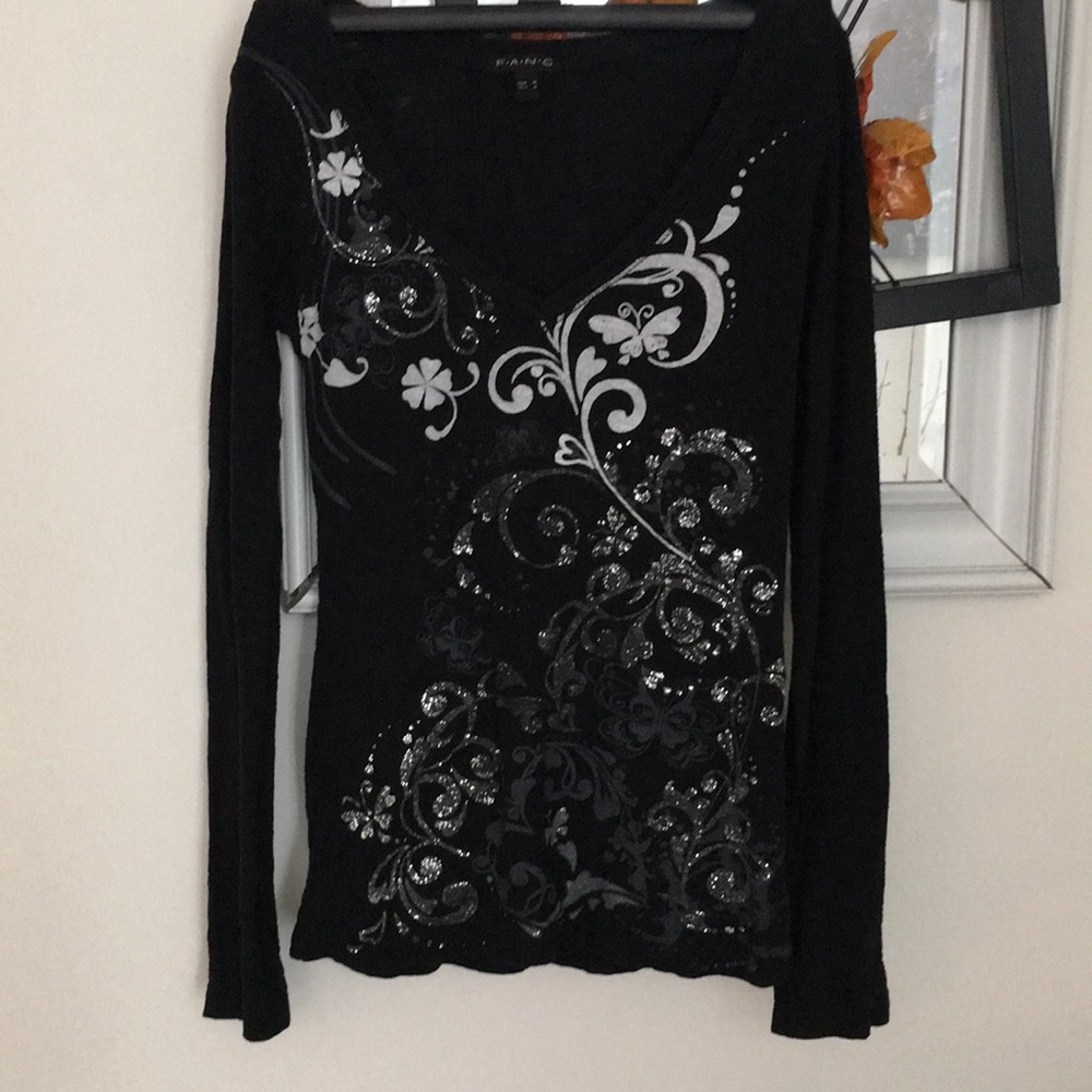 100% cotton sparkle v neck long sleeve T